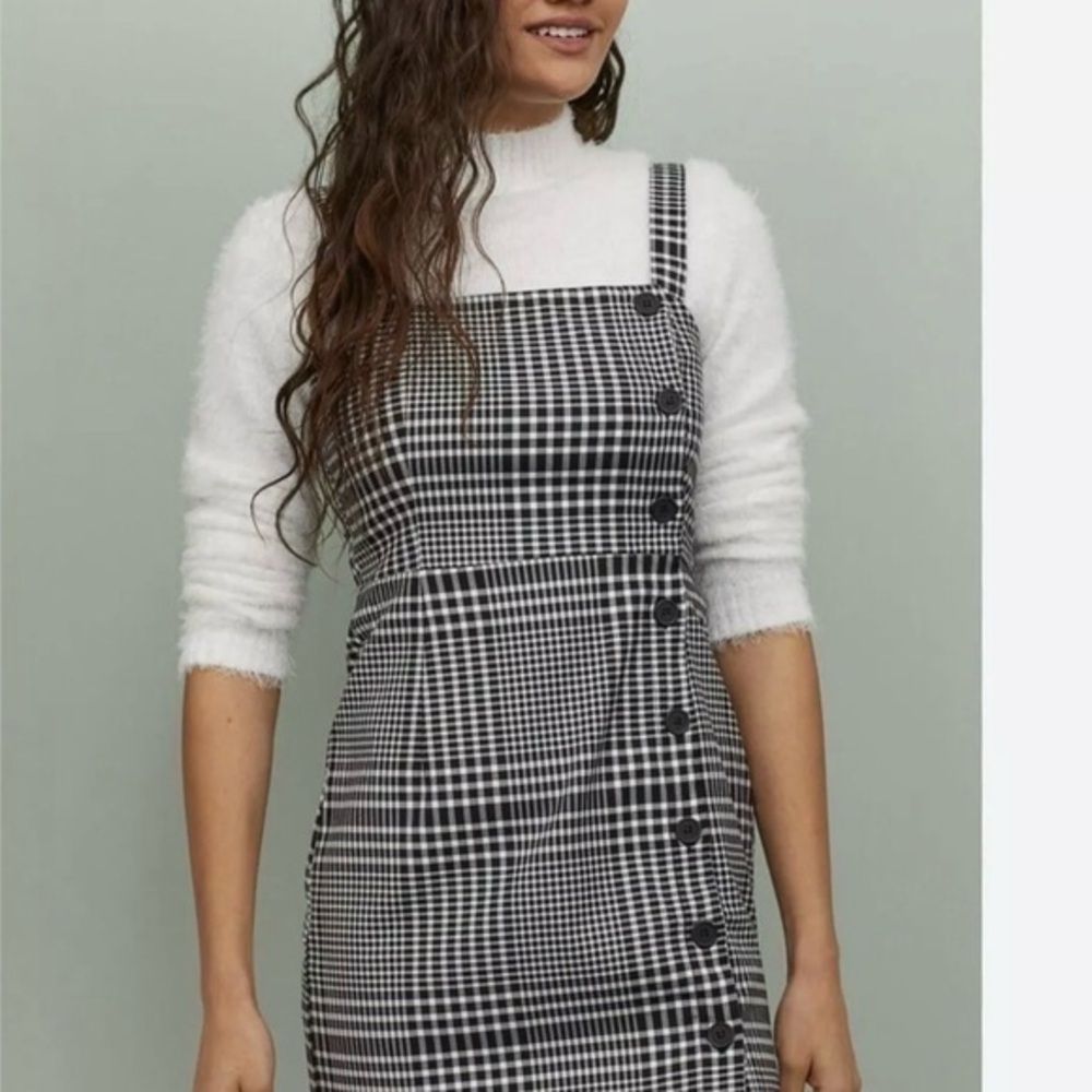 H&M Divided Black & White Plaid Dress Pinafore Dress Size Large EUC